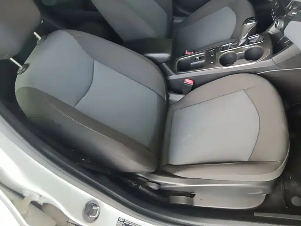 Chevrolet Cruze — миниатюра 25