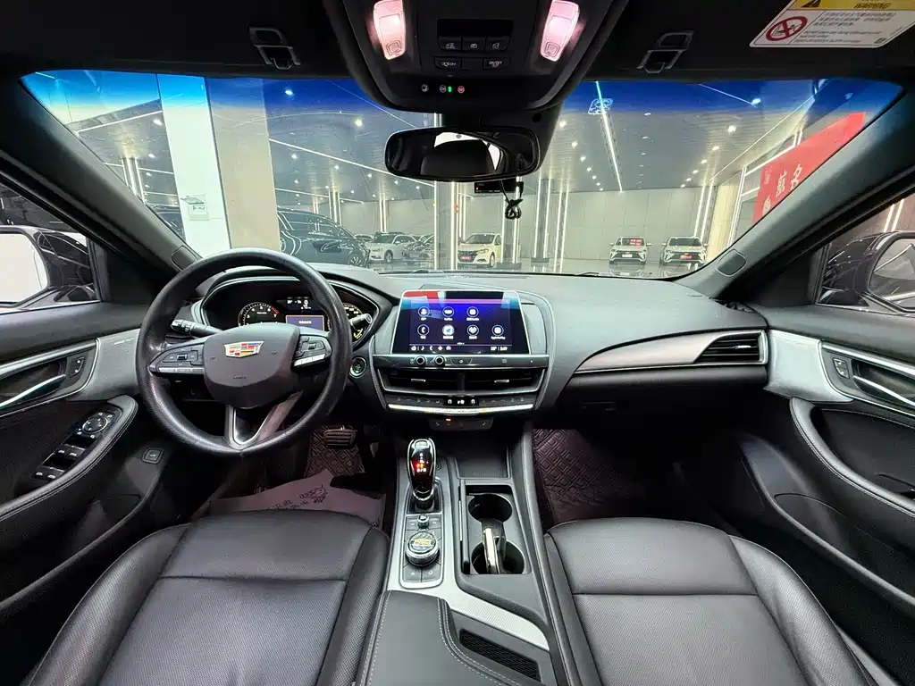 Cadillac CT5 — миниатюра 12