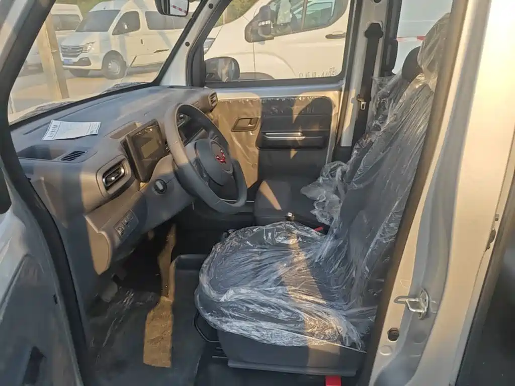 Wuling Zhiguang EV — миниатюра 15