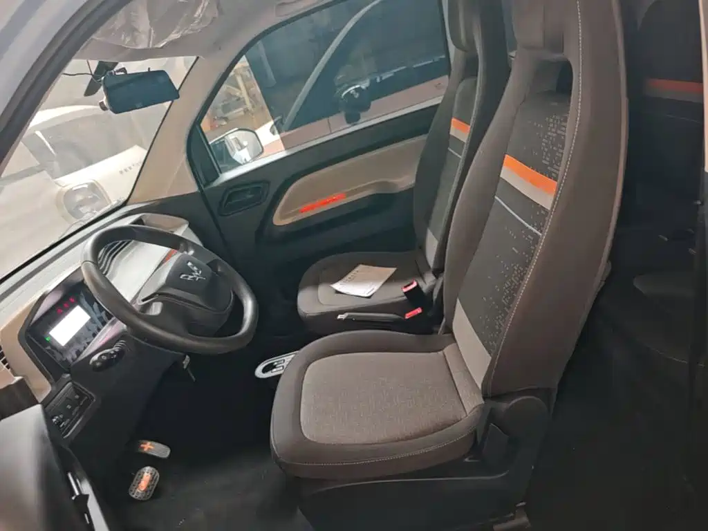 Wuling MINIEV — миниатюра 15