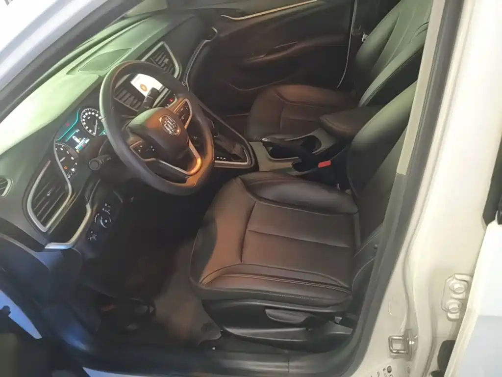 Buick Excelle — миниатюра 15