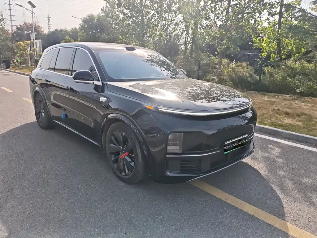 Li Auto Li L8 — миниатюра 2