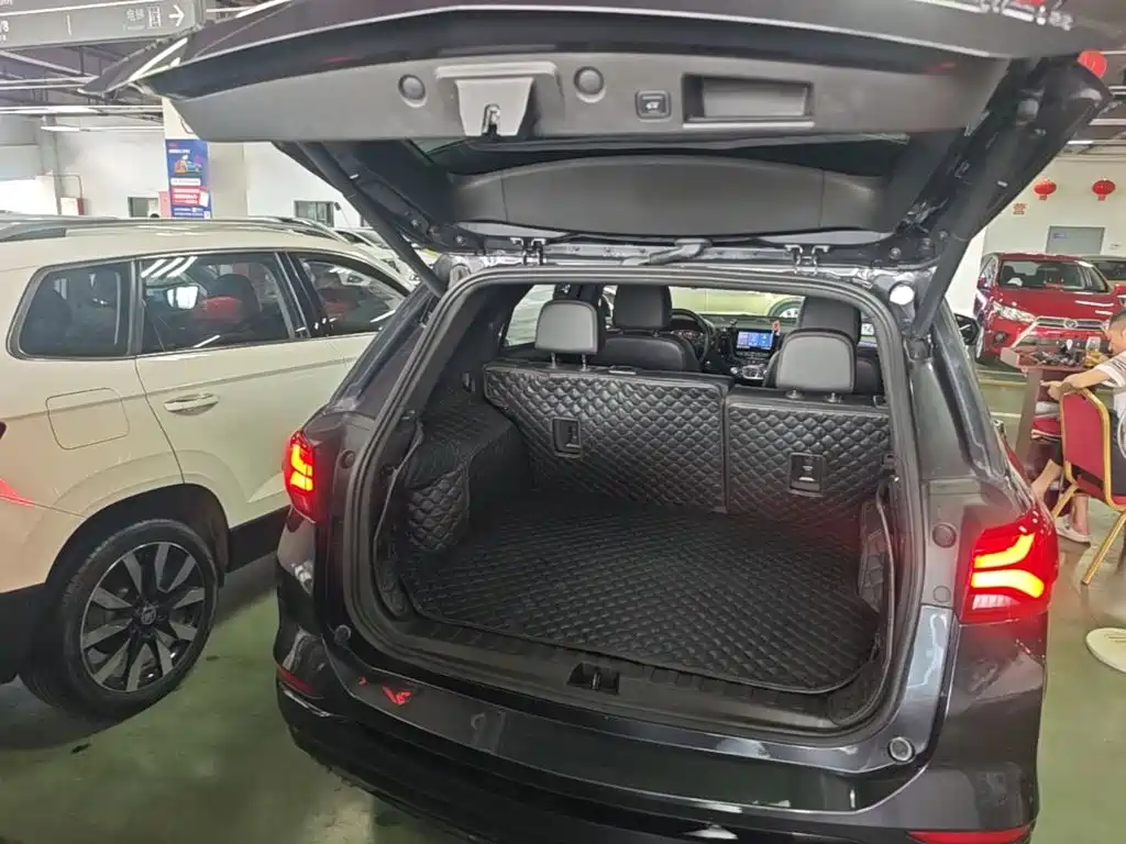 Chevrolet Equinox — миниатюра 19