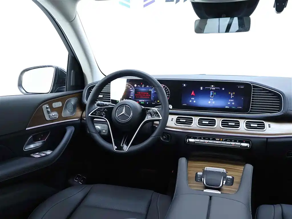 Mercedes-Benz GLE New Energy — миниатюра 14