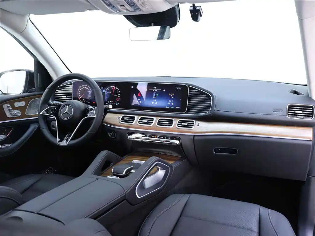 Mercedes-Benz GLE New Energy — миниатюра 19