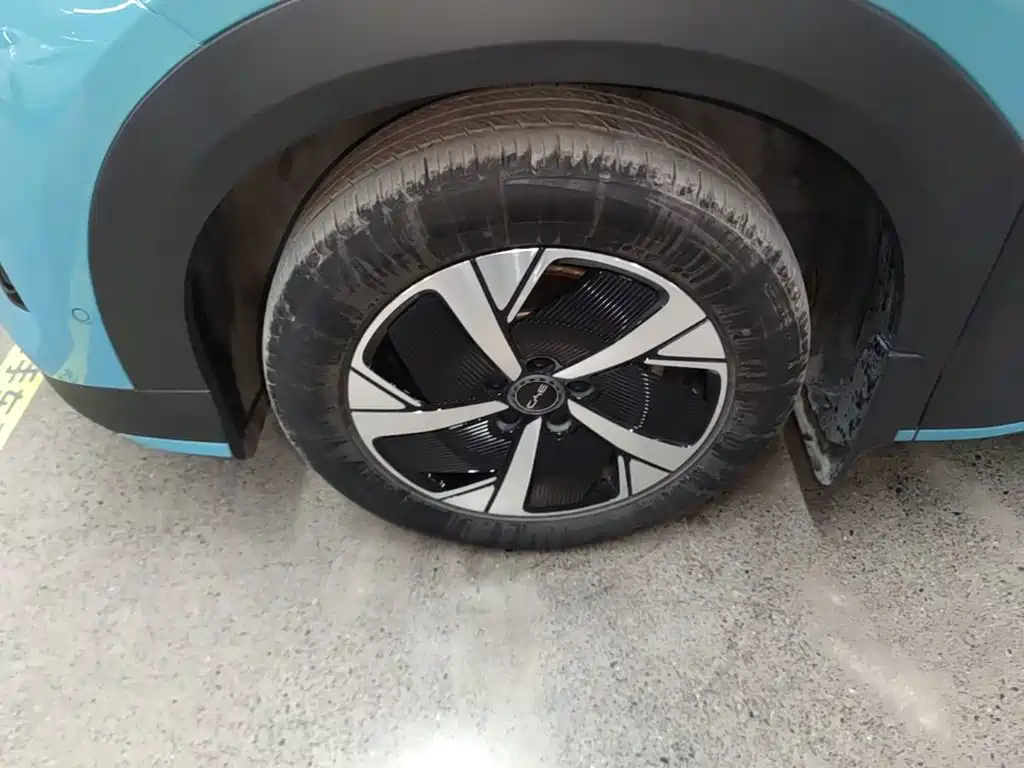 BYD Sealion 05 EV — миниатюра 23