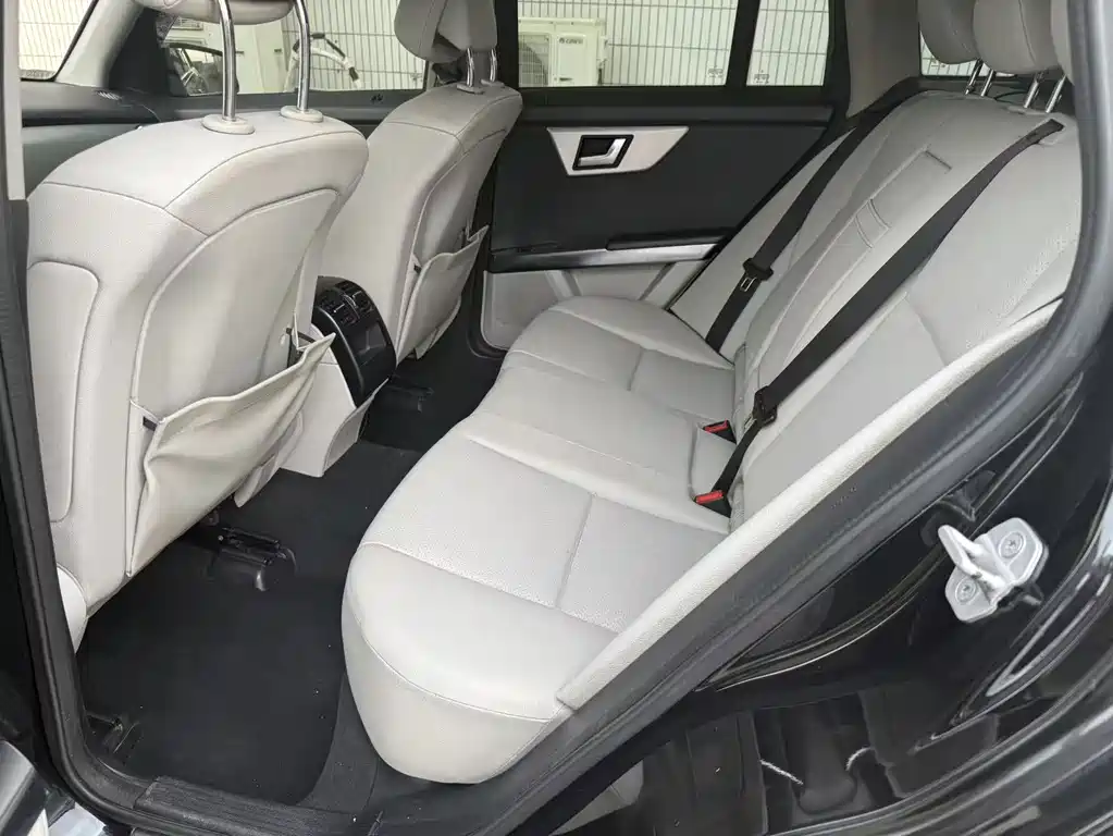 Mercedes-Benz GLK-Class — миниатюра 6
