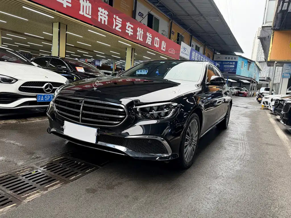 Mercedes-Benz E-Class 2023