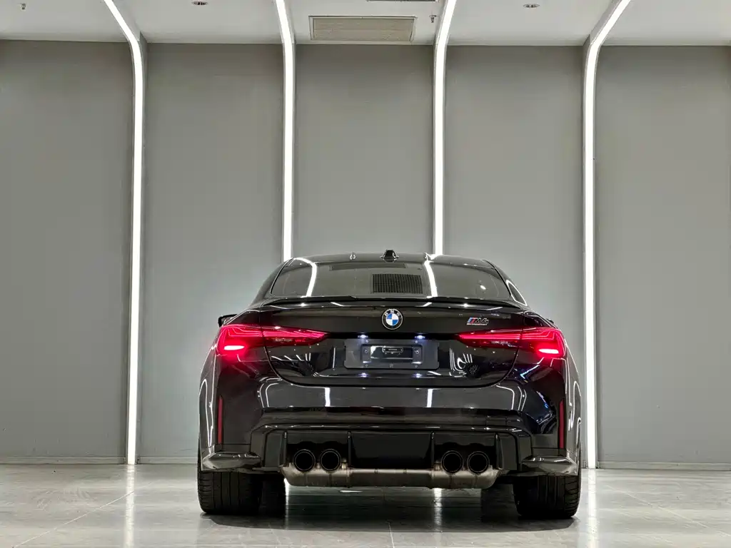 BMW M4 2024 M4