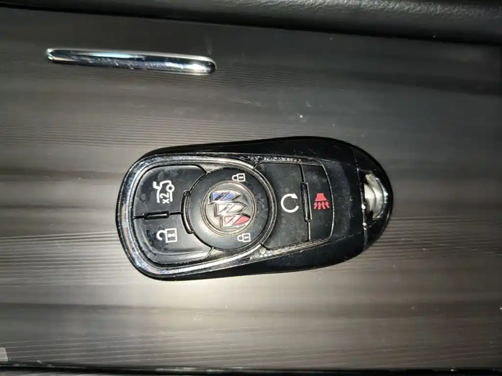 Buick LaCrosse — миниатюра 9
