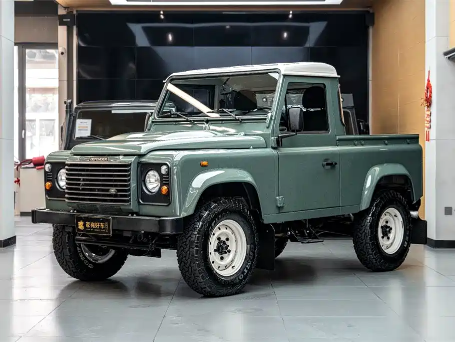 Land Rover Defender 2018