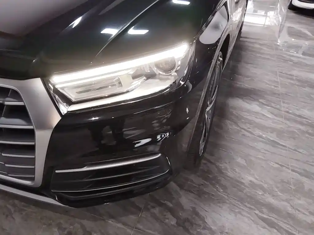 Audi Q5L — миниатюра 24