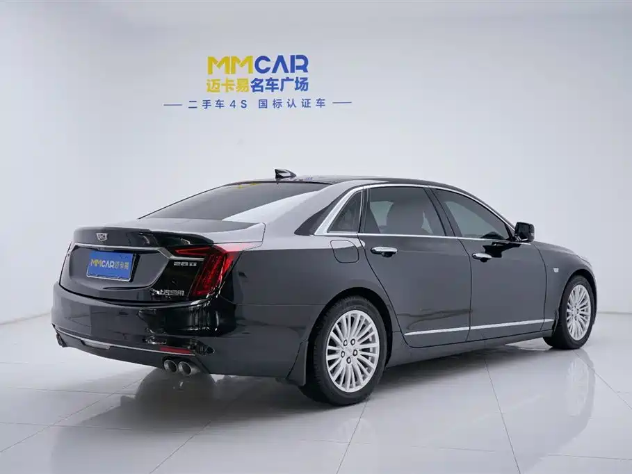 CADILLAC  CT6