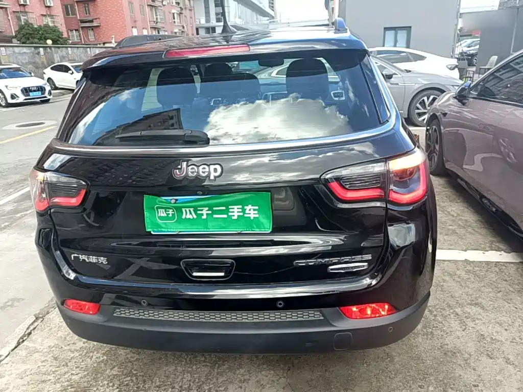 Jeep Compass — миниатюра 6