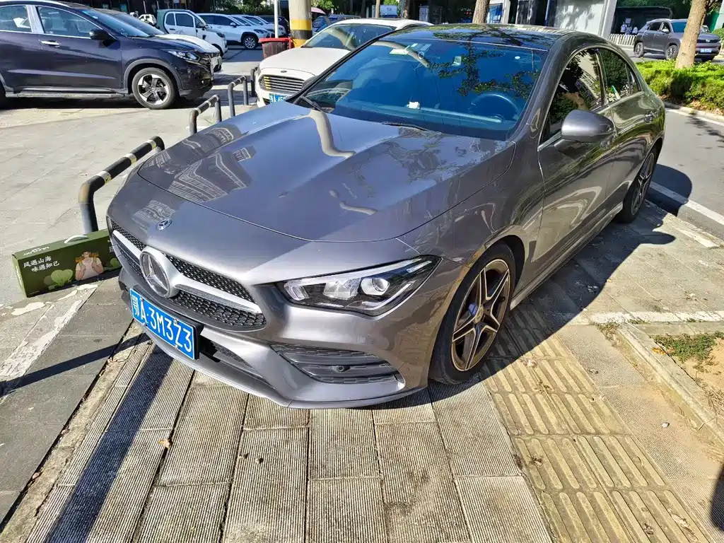 Mercedes-Benz CLA (Import)
