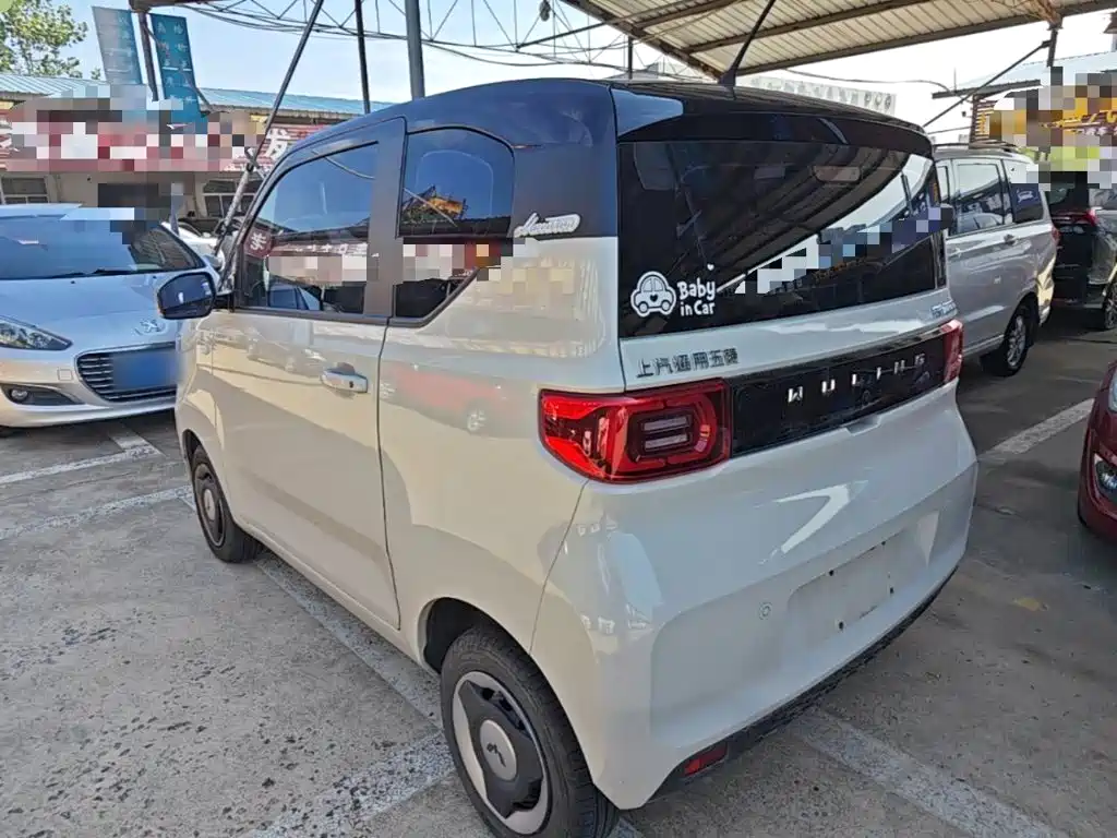 Wuling MINIEV — миниатюра 5
