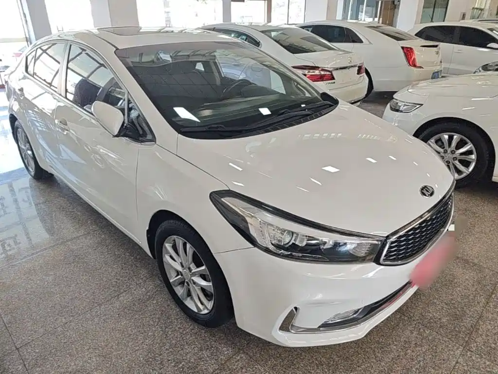 Kia K3 — миниатюра 4