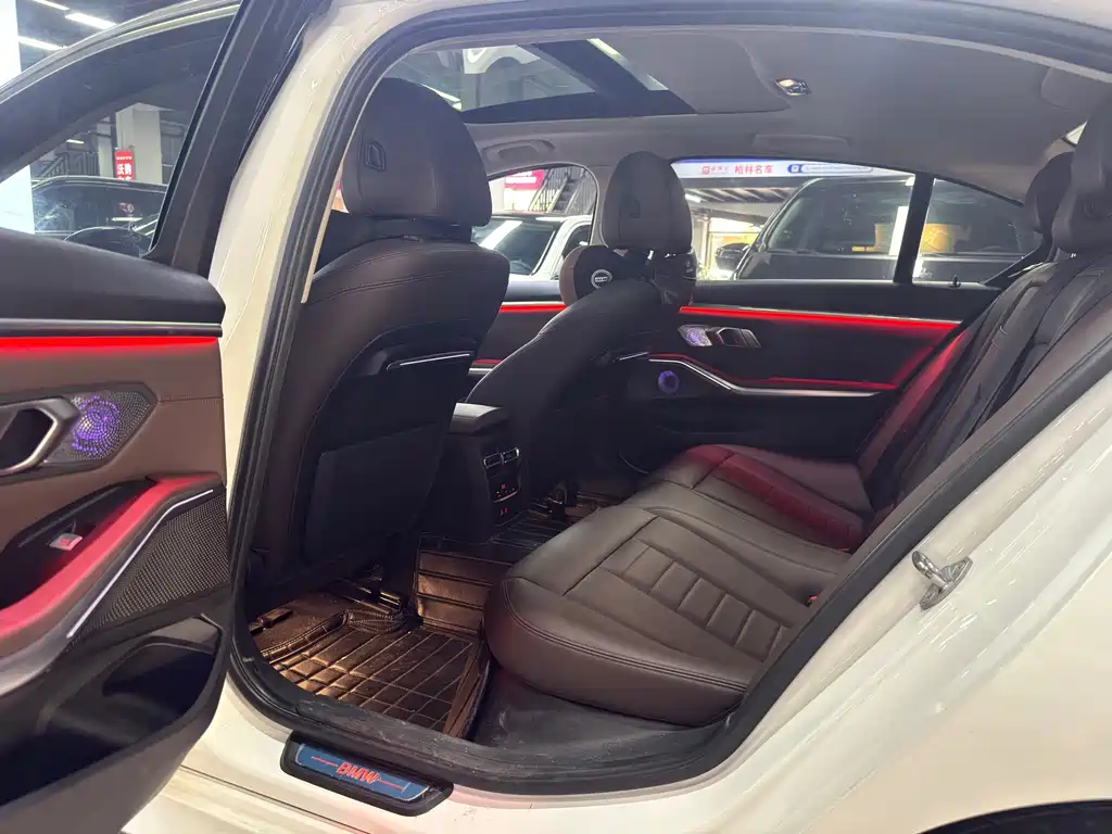 BMW 3 Series — миниатюра 4