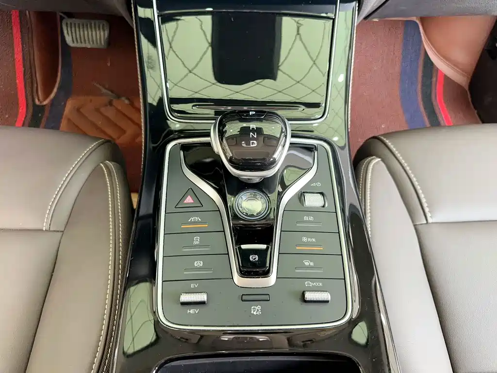 BYD MAX New Energy — миниатюра 14
