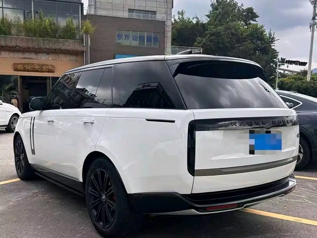 Land Rover Range Rover — миниатюра 8