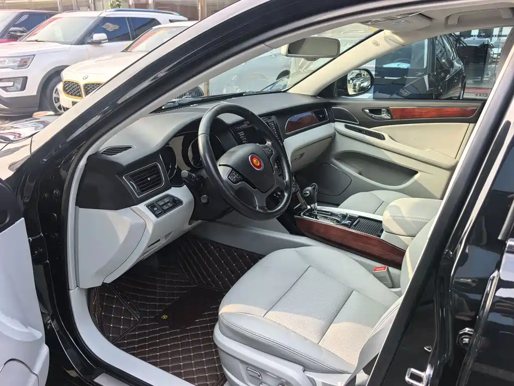 Hongqi Hongqi H7 — миниатюра 5