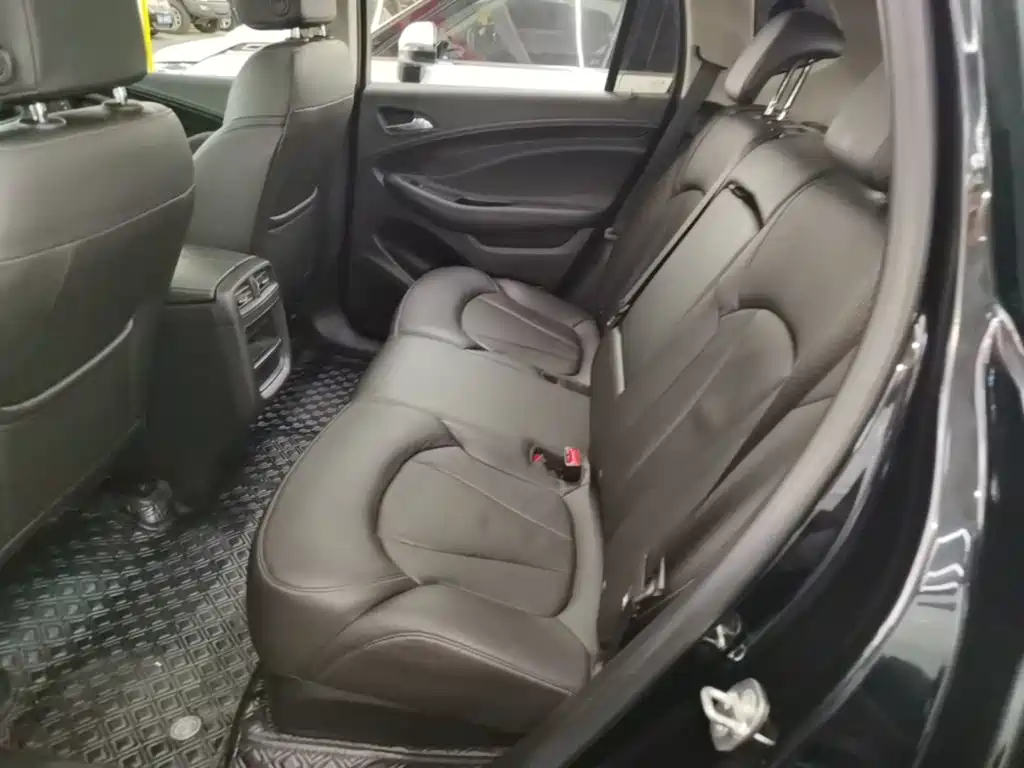 Buick Envision Plus — миниатюра 17