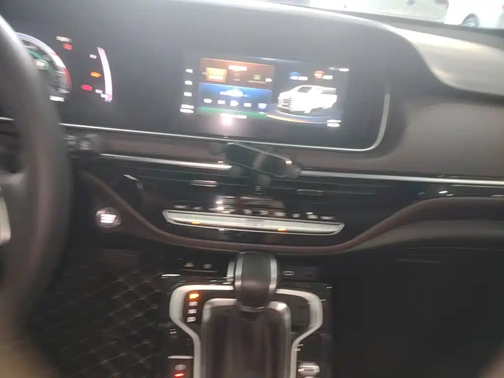 GAC Motor Trumpchi M6 — миниатюра 13
