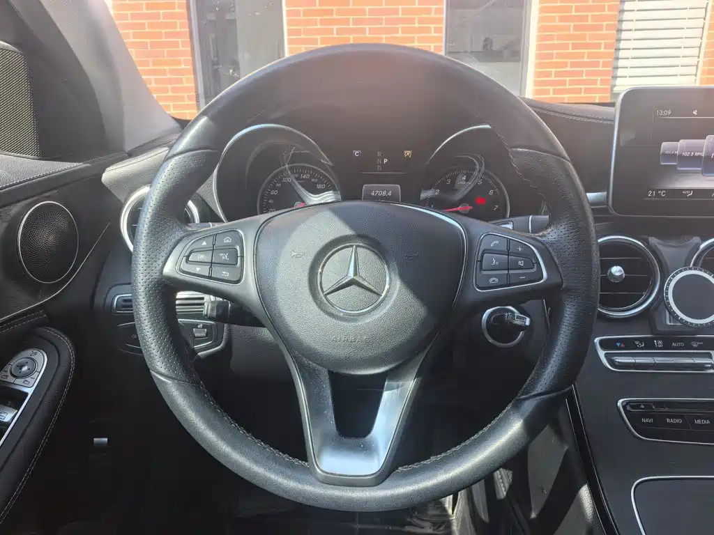Mercedes-Benz C-Class — миниатюра 17