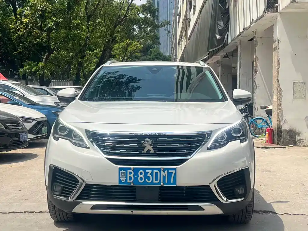 Peugeot 5008 — миниатюра 2