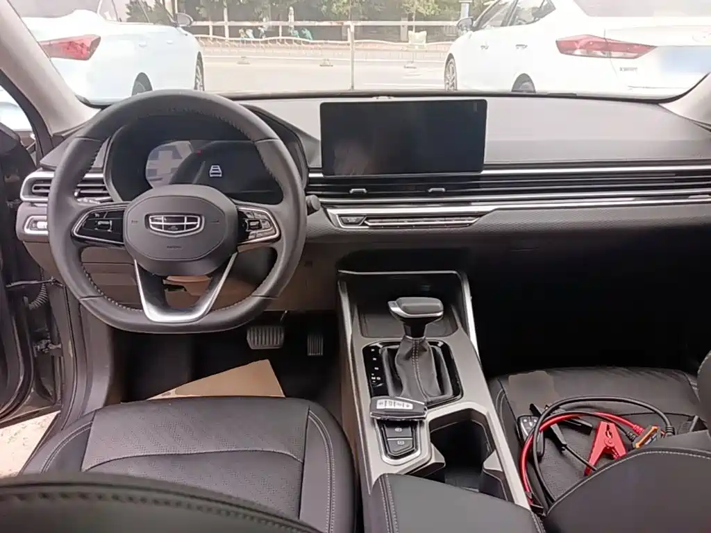 Geely Emgrand — миниатюра 10