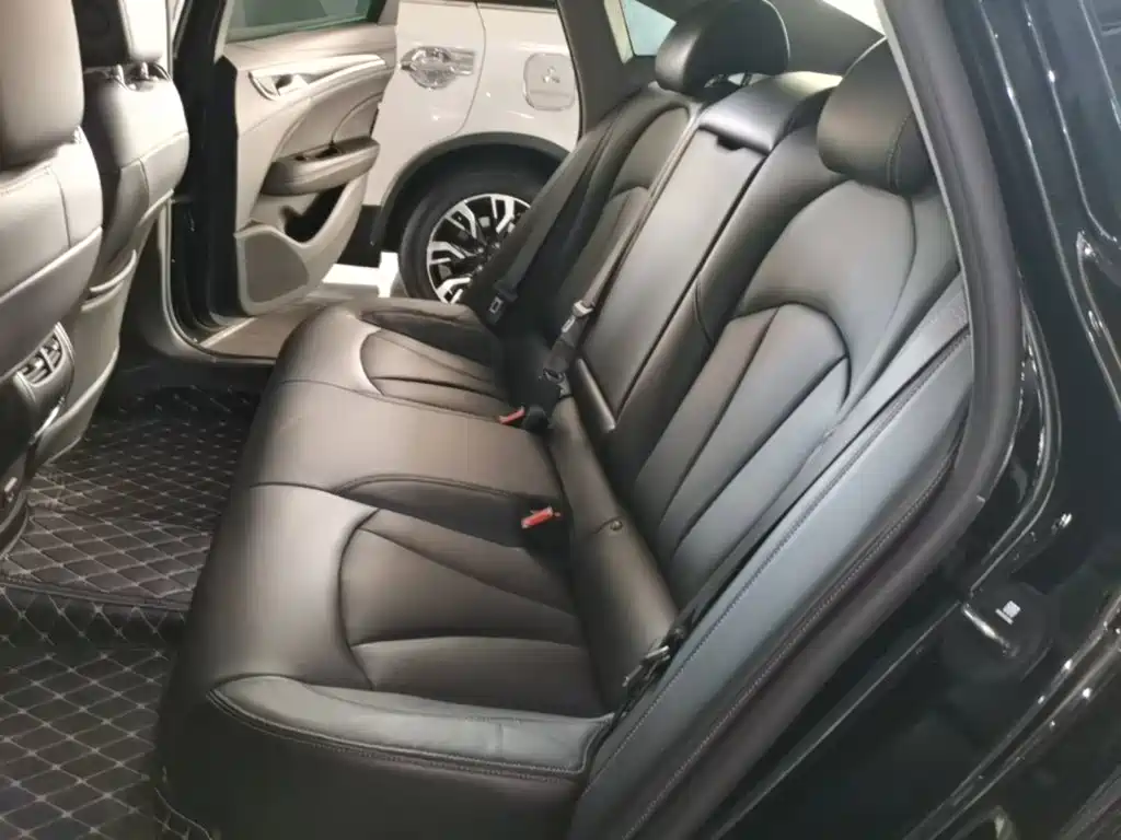 Buick LaCrosse — миниатюра 17