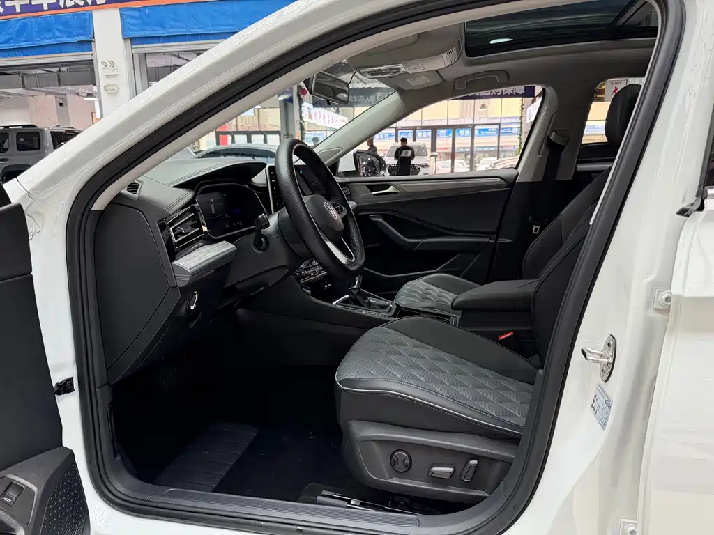 Volkswagen Sagitar — миниатюра 7