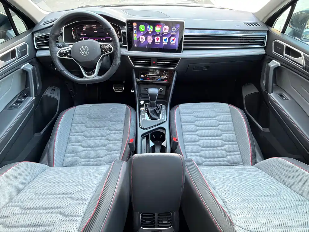 Volkswagen Tiguan L — миниатюра 11