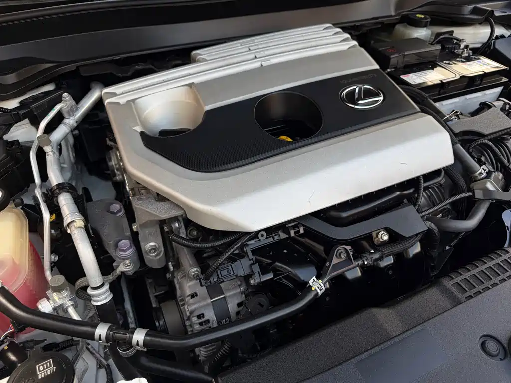 Lexus UX — миниатюра 5