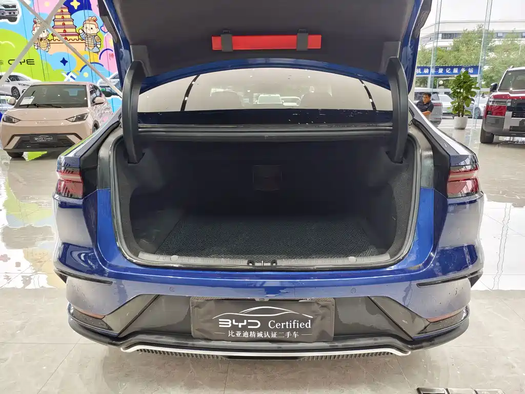 BYD Han — миниатюра 16