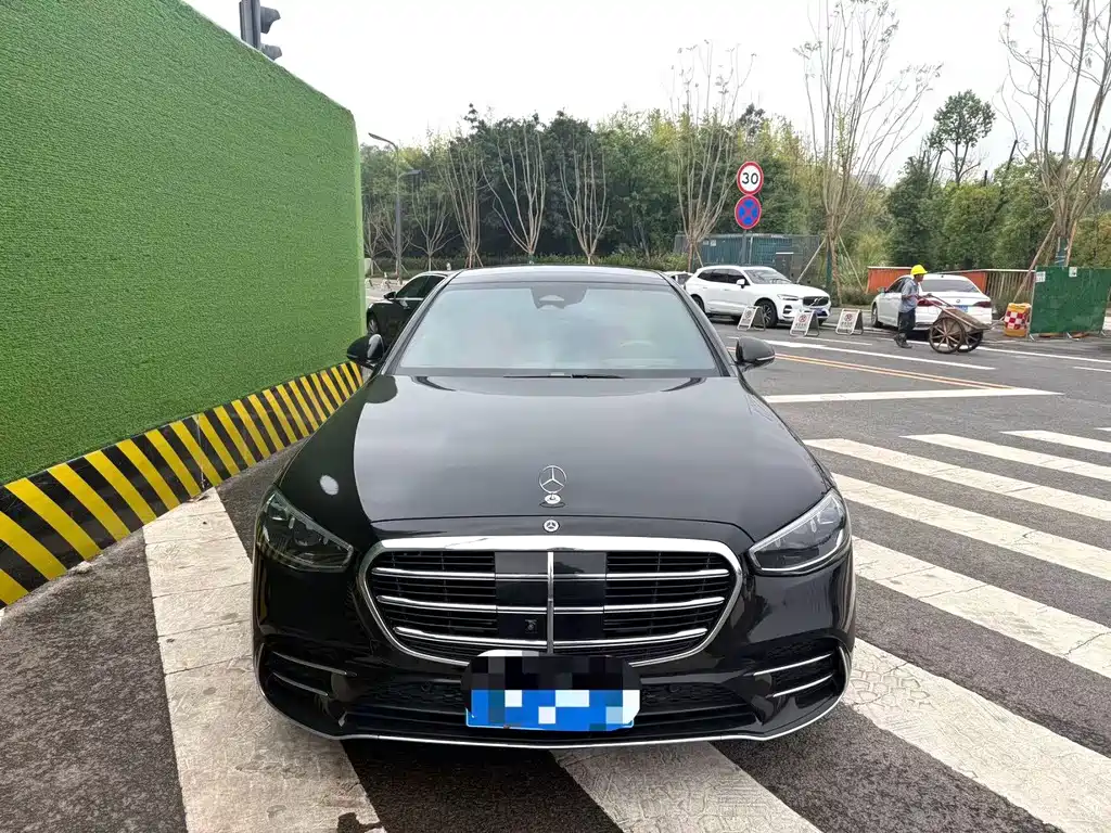 Mercedes-Benz S-Class — миниатюра 3