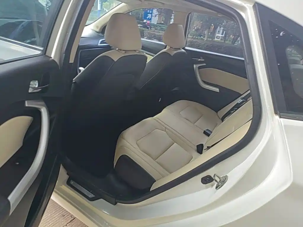 Changan V7 — миниатюра 17