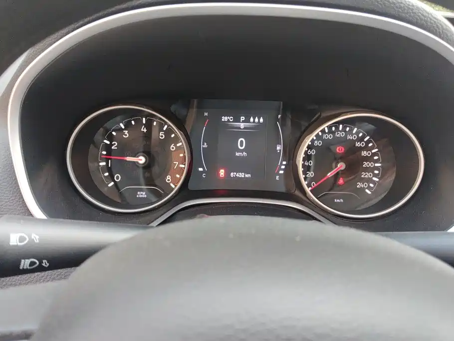 Jeep Compass — миниатюра 13