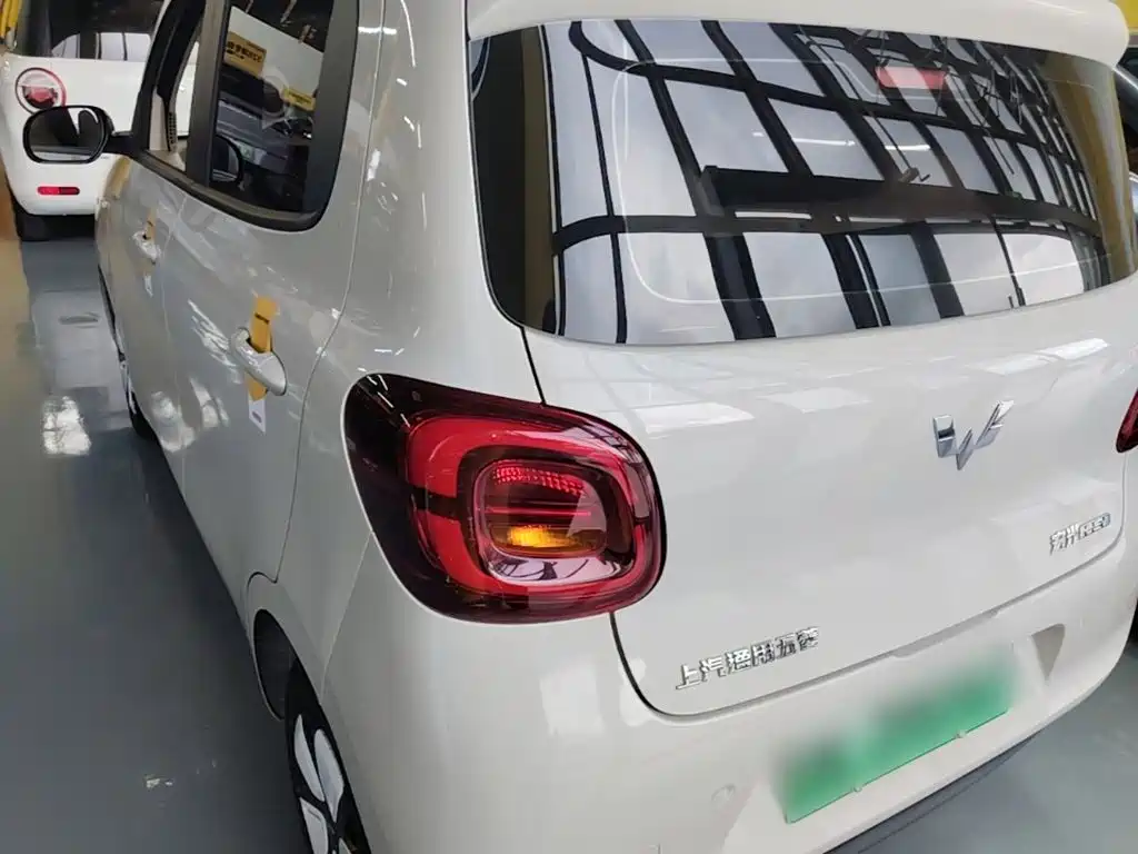 Wuling MINIEV — миниатюра 5