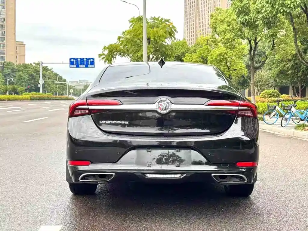Buick LaCrosse — миниатюра 4