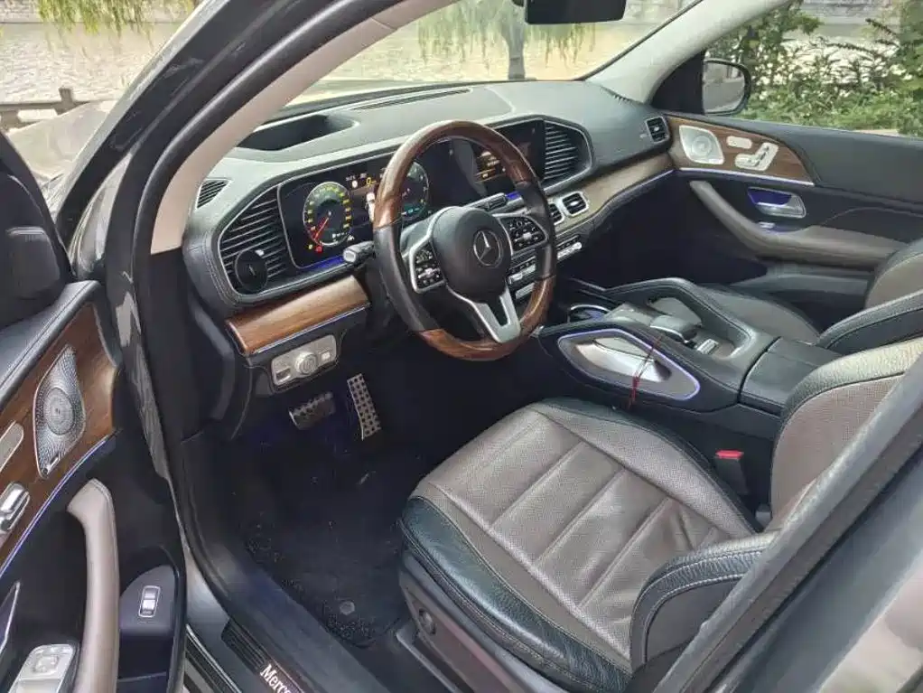 Mercedes-Benz GLS — миниатюра 3
