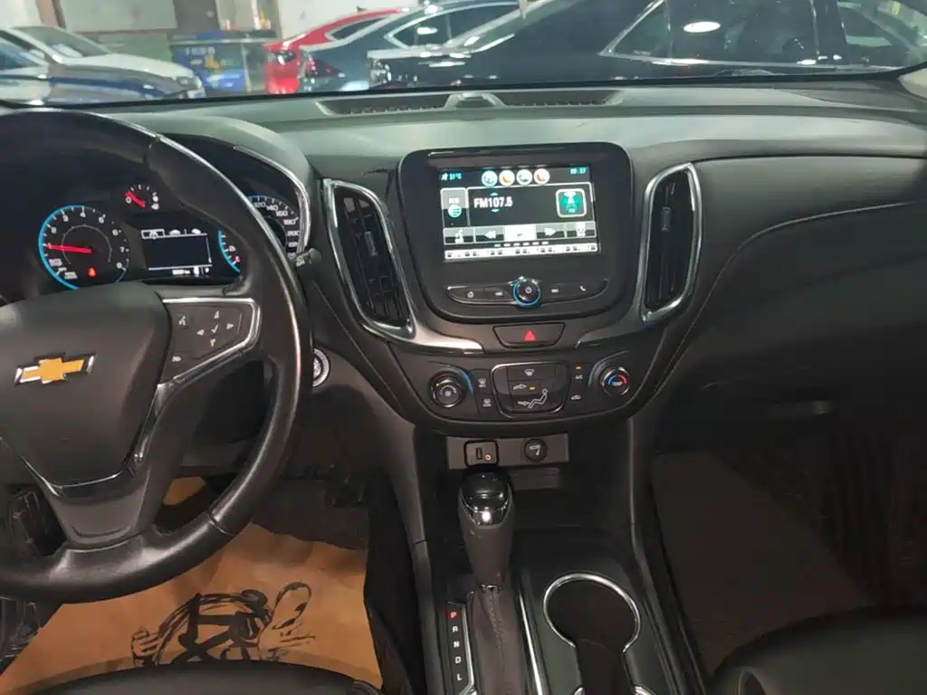 Chevrolet Equinox — миниатюра 13