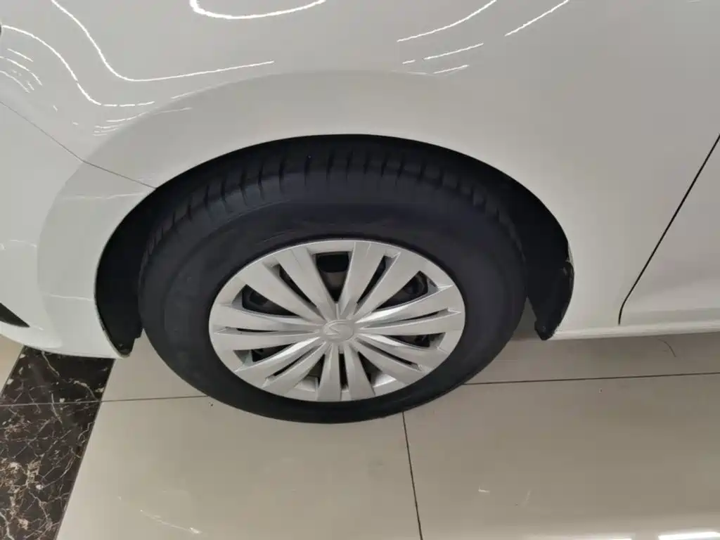 Volkswagen Santana — миниатюра 23