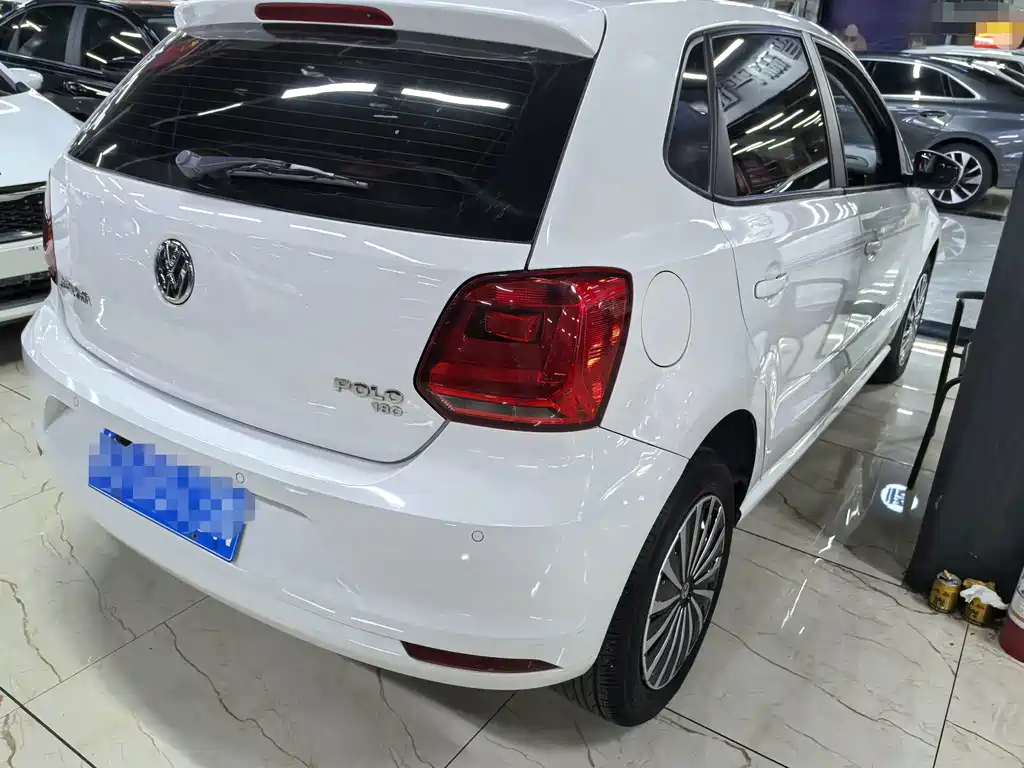 Volkswagen Polo — миниатюра 6