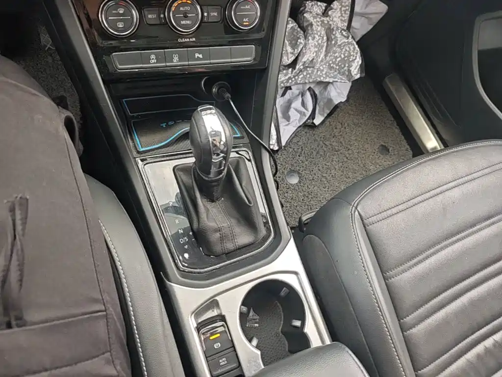 Volkswagen Touran — миниатюра 14