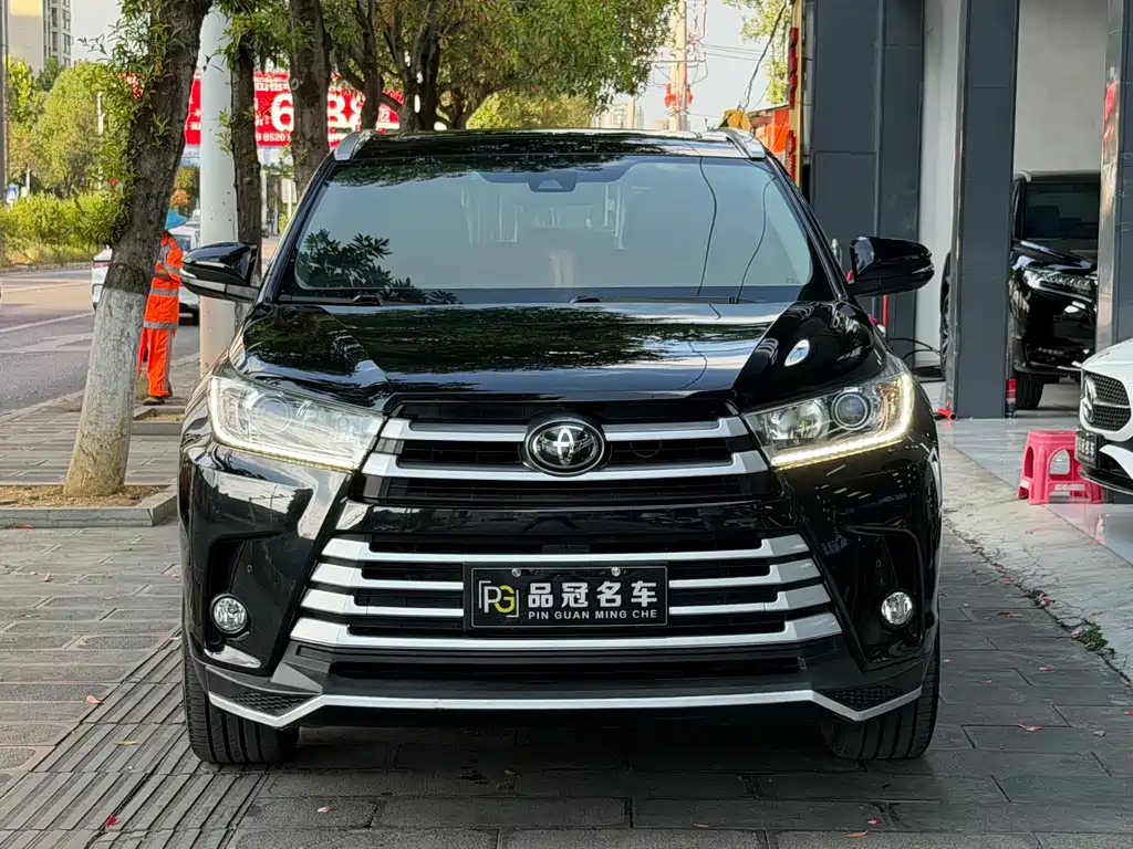 Toyota Highlander — миниатюра 2