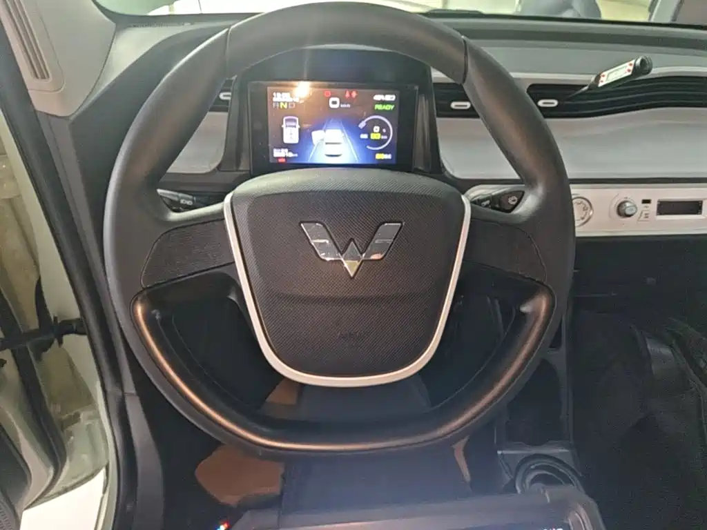 Wuling MINIEV — миниатюра 11