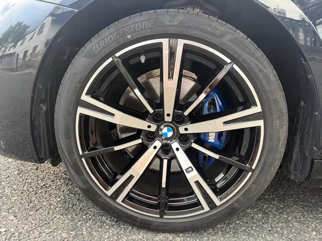 BMW 5 Series (Import) — миниатюра 19