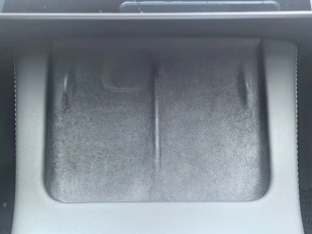 Tesla Model 3 — миниатюра 21