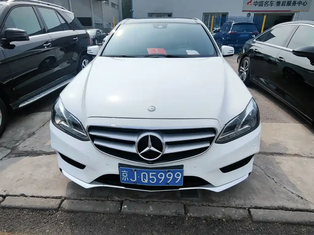 Mercedes-Benz E-Class — миниатюра 2